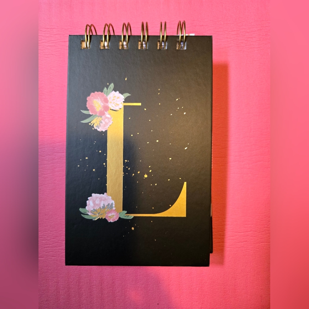 Note Pad With Pen. Letter "L" New!